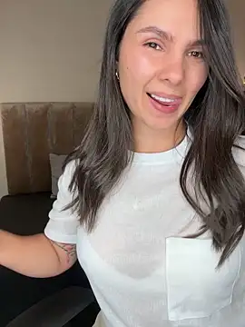 SofiaG  online show from October 25, 8:37 pm