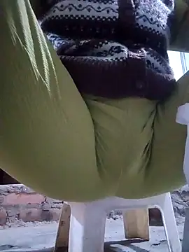 JasminePham online show from December 2, 7:10 am