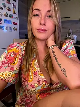 Hot Sexy Angel online show from January 10, 9:41 pm