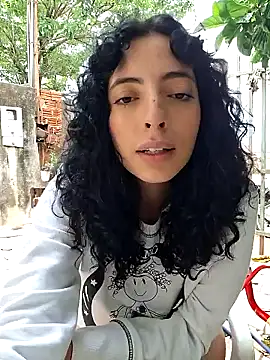 Sweet-diamondxxx online show from November 2, 7:50 pm