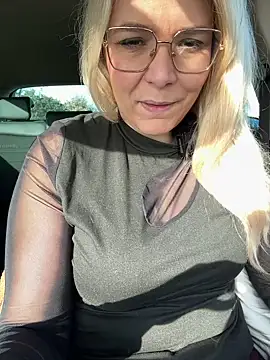 EmyLana online show from January 14, 9:47 am