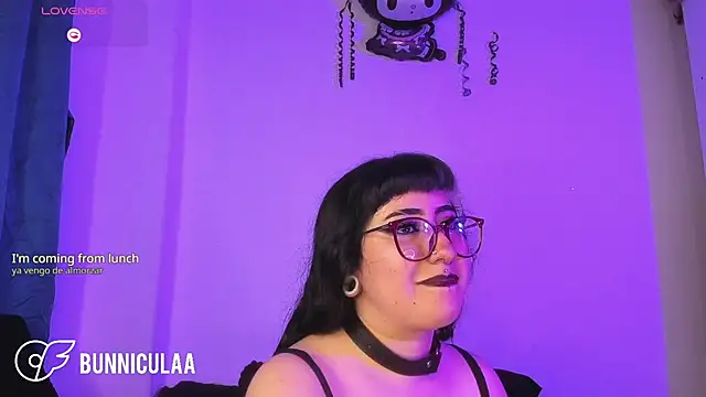 larissa01  online show from February 6, 10:57 pm