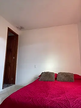 Im Amelia online show from November 21, 9:39 pm