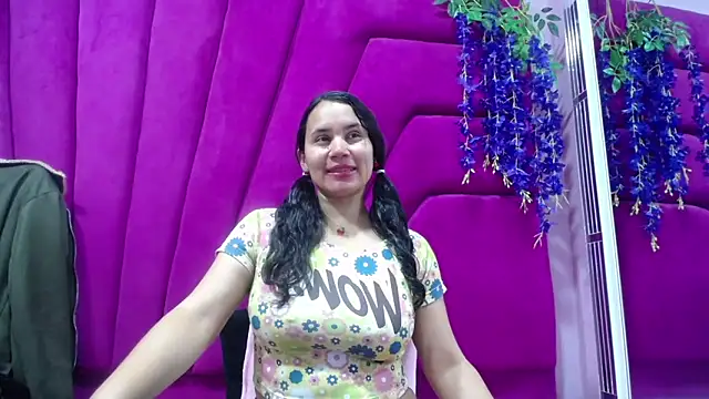 Saylor Lee22 online show from October 5, 3:55 am