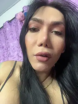 hellendollxxx online show from April 19, 9:39 pm