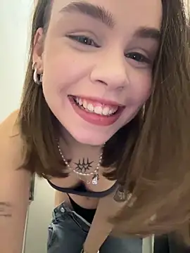 Street young online show from April 11, 2:43 pm