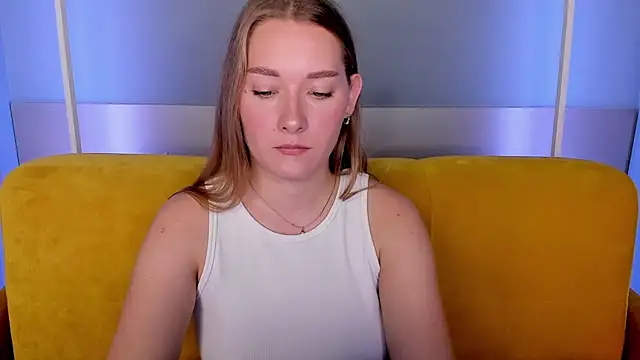 Snapshot of AlinaVice chatting on September 25, 1:48 am AlinaVice online show from September 25, 1:48 am