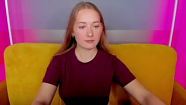 Snapshot of AlinaVice chatting on October 1, 1:32 am AlinaVice online show from October 1, 1:32 am