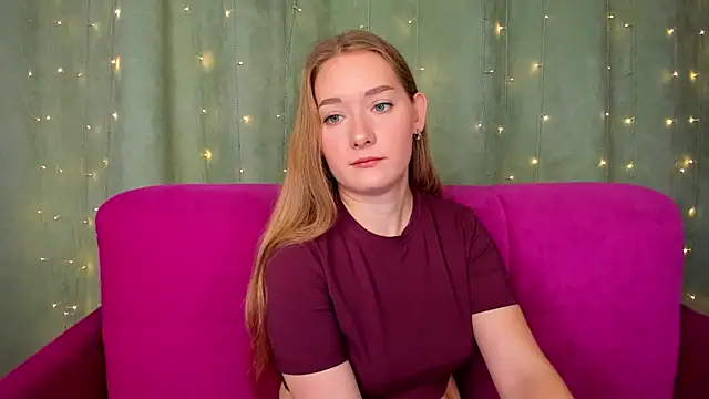 Snapshot of AlinaVice chatting on October 10, 2:05 am AlinaVice online show from October 10, 2:05 am