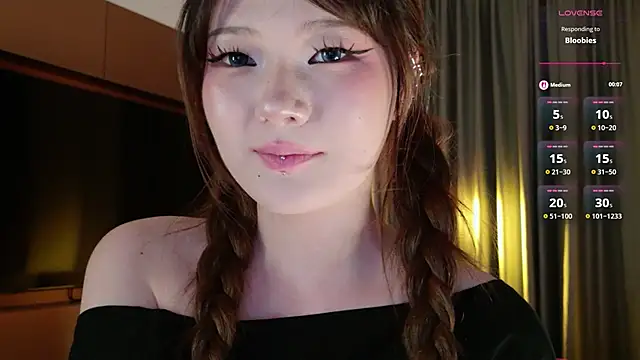 KitayamaChu online show from December 3, 1:35 pm