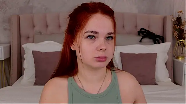 DeniseReese online show from October 27, 2:40 am