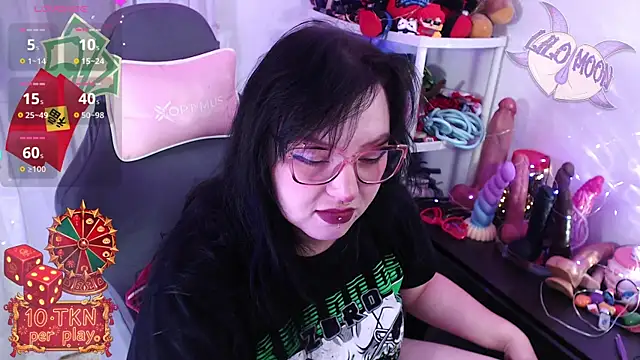 LiloMoon69 online show from February 17, 1:21 pm