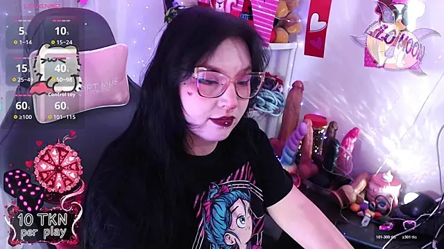 LiloMoon69 online show from February 15, 9:47 pm