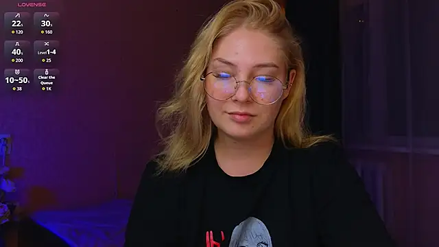 Catherine River online show from October 1, 10:48 pm