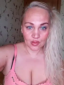 IsabellaBoni online show from November 23, 7:11 am