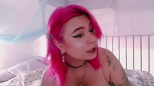 candy lina online show from March 27, 10:05 am