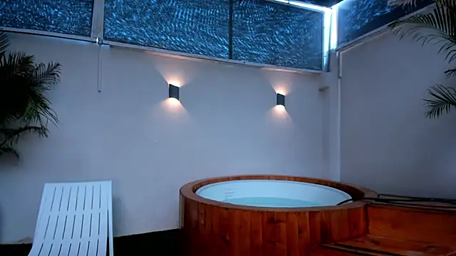 Ariella Ruiz online show from November 2, 2:09 pm