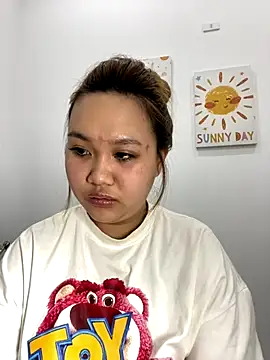 Odette68 online show from December 18, 7:13 am