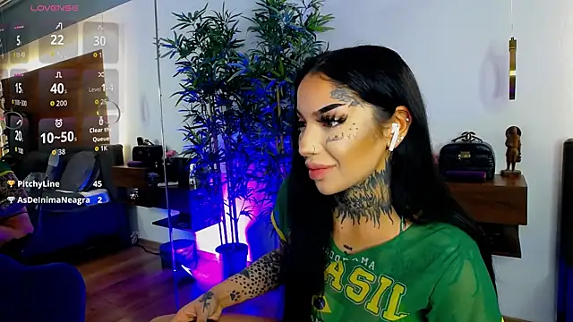 CreamyInkky  online show from November 20, 12:06 pm