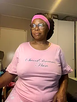 Nomthie online show from December 4, 4:15 am