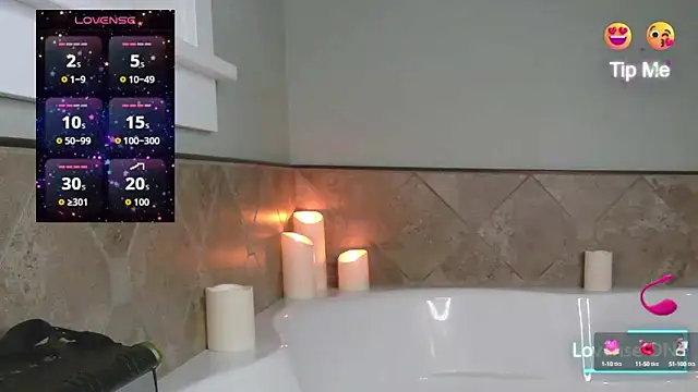 Blondebeauty6996 online show from September 12, 6:25 am