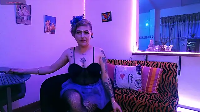 Maria fernandaxxx  online show from September 28, 1:34 am