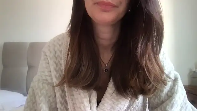 paolajonez online show from October 25, 5:53 pm