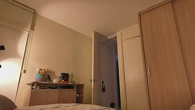 juanasnz99 online show from March 21, 4:39 am