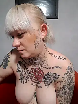 poussichienne online show from October 21, 3:49 pm