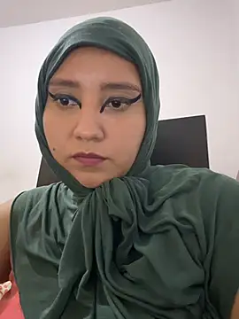 hannahayat online show from January 12, 11:43 pm