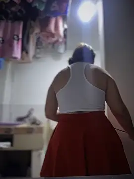 Emiily lee online show from April 1, 10:27 am