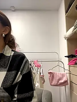 AnaWest online show from September 26, 6:22 am