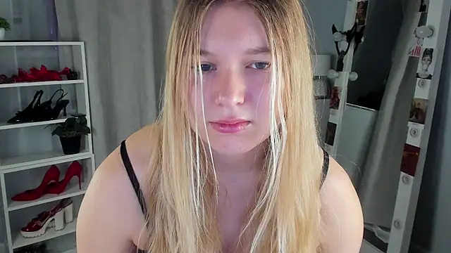 Rebecca Kelly online show from September 24, 1:59 am