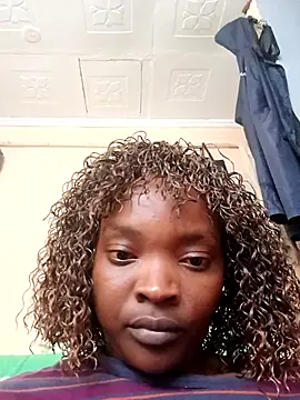  fiffii online show from April 9, 2:00 pm