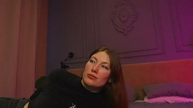 Snapshot of Liv_Fay chatting on September 25, 3:22 pm Liv Fay online show from September 25, 3:22 pm