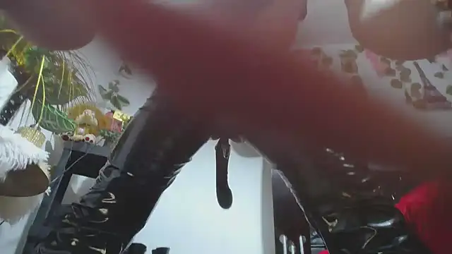 marilyn jon3s online show from February 6, 4:43 pm