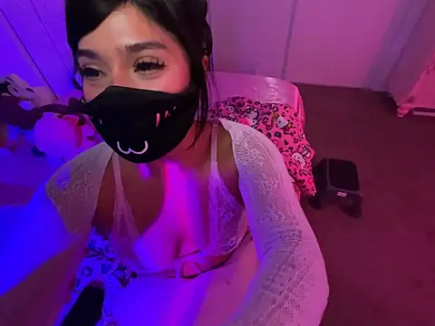 Onlypawzz online show from March 21, 8:19 am