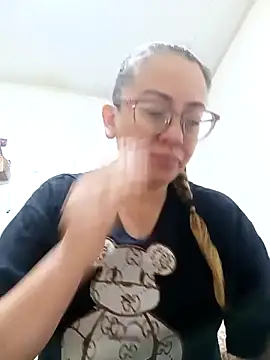 miss hanna07 online show from March 29, 4:28 pm