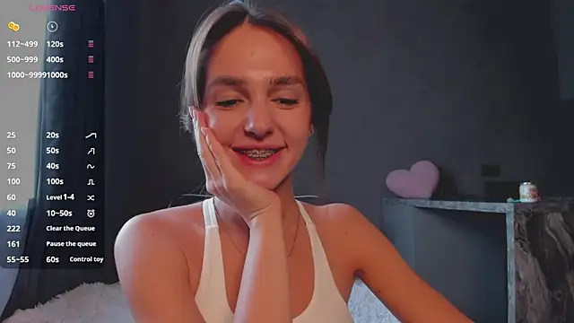 JudyAngil online show from September 18, 5:39 am