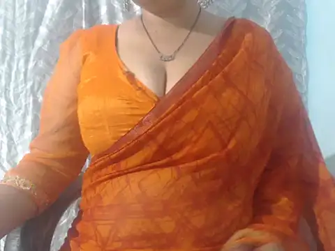 cute-priy online show from March 25, 10:07 am