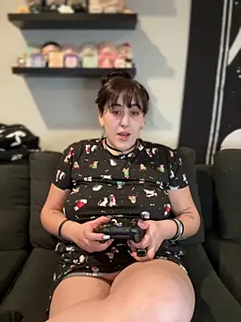 ThicBunz online show from November 22, 1:52 am