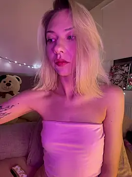  urbestie  online show from July 4, 11:33 pm