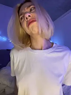  urbestie  online show from March 29, 1:15 am