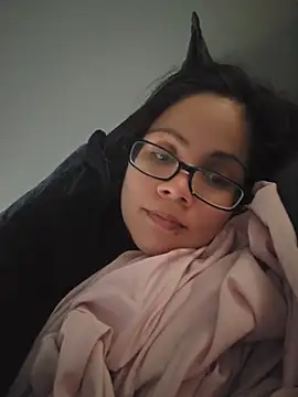 Kateofspades online show from April 11, 10:24 pm