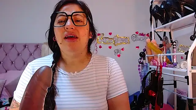 lanaqueen699 online show from February 12, 12:29 pm