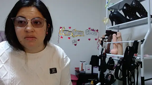 lanaqueen699 online show from December 5, 12:17 pm