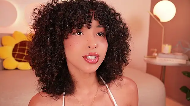 OSHUN  online show from April 15, 2:17 pm