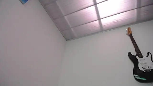 amydeepqueen online show from March 25, 12:52 pm