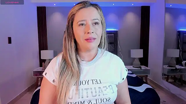 Susann Ross online show from February 9, 10:50 am