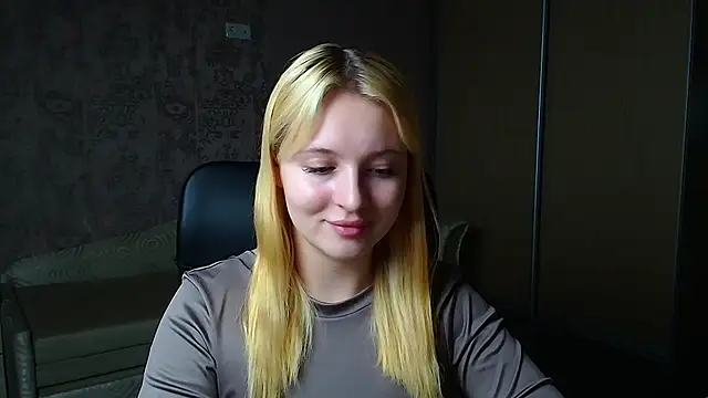 Milka kiss  online show from February 24, 3:21 pm